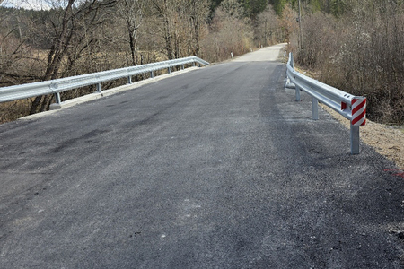 Ograja na mostu pred Otonico Foto Boštjan Otoničar (1)